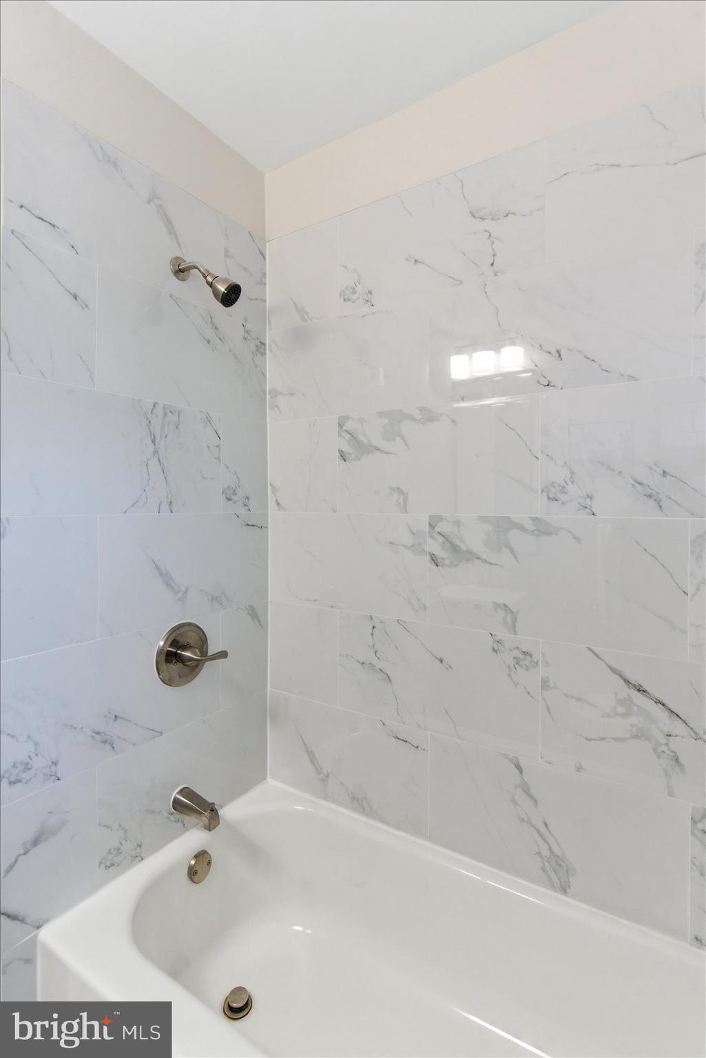 40 Hillvale Road Baltimore, MD 21229 - Photo 29 of 35