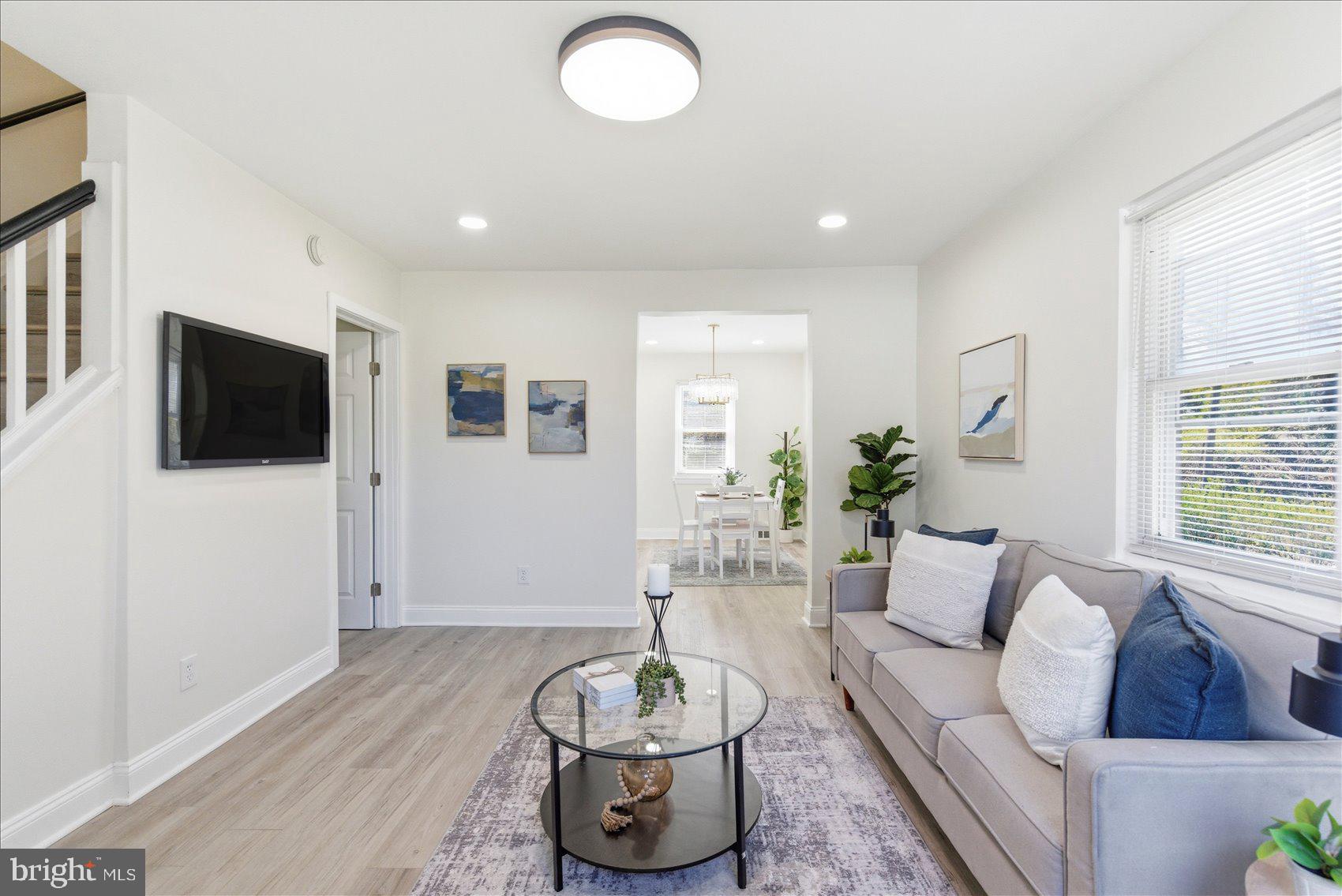 40 Hillvale Road Baltimore, MD 21229 - Photo 5 of 35