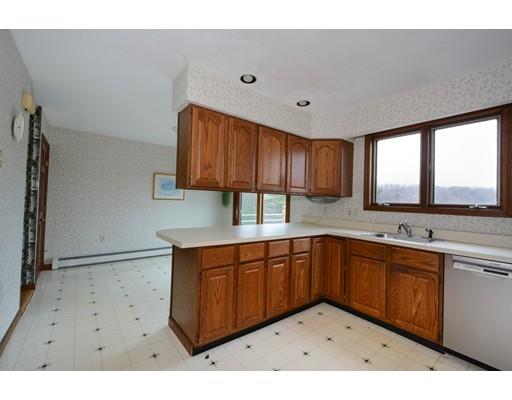 100 Wedgewood Road Worcester, MA 01602 - Photo 11 of 27 Gallery Image 11