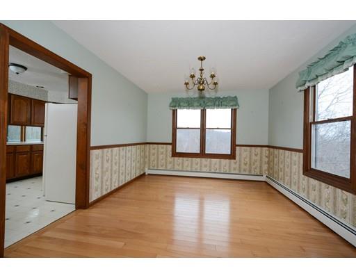 100 Wedgewood Road Worcester, MA 01602 - Photo 7 of 27 Gallery Image 7