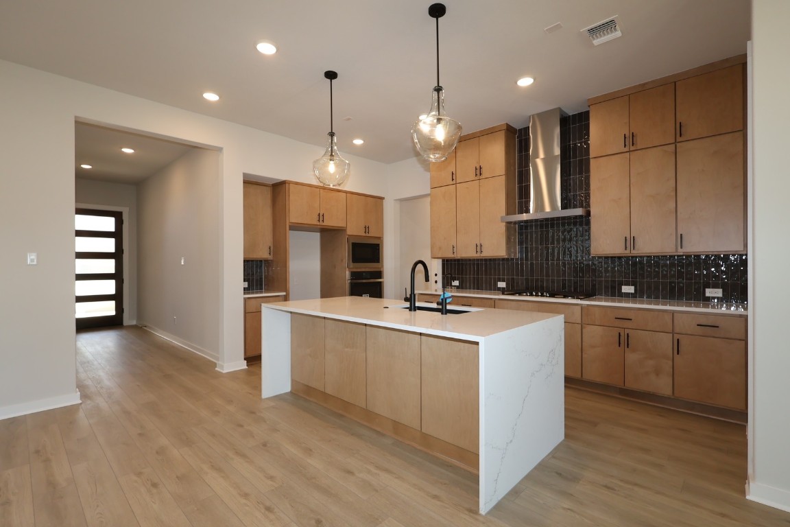 345 Marisol Bend Georgetown, TX 78626 - Photo 2 of 12