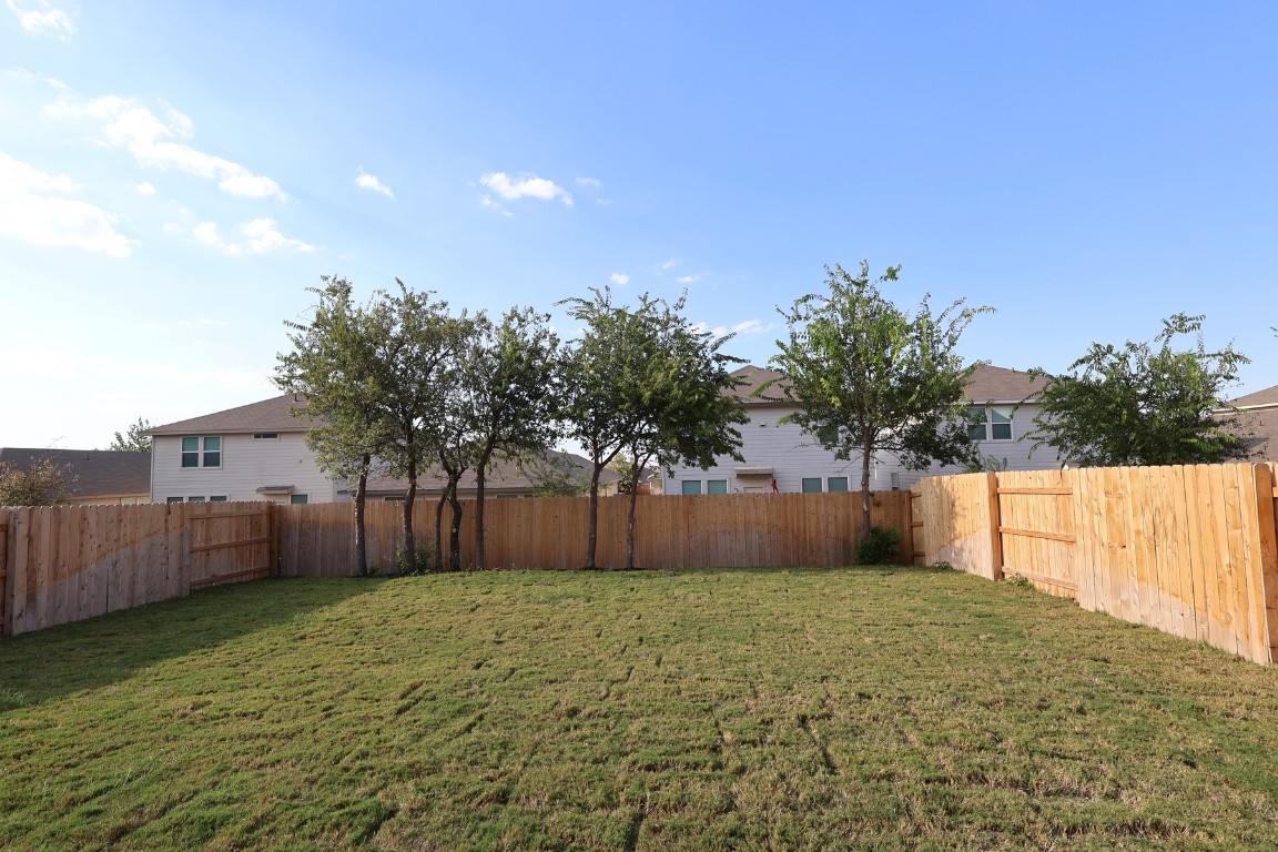 345 Marisol Bend Georgetown, TX 78626 - Photo 10 of 12