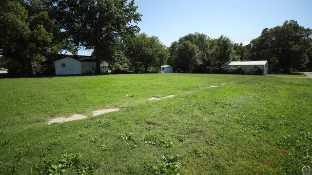 $19,995 | 229 Hall Street, Council Grove, KS 66846