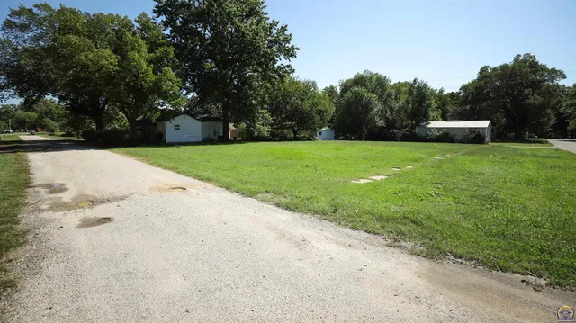$19,995 | 229 Hall Street, Council Grove, KS 66846