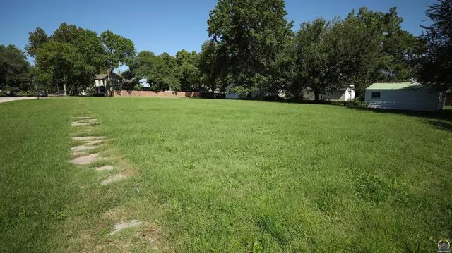 $19,995 | 229 Hall Street, Council Grove, KS 66846