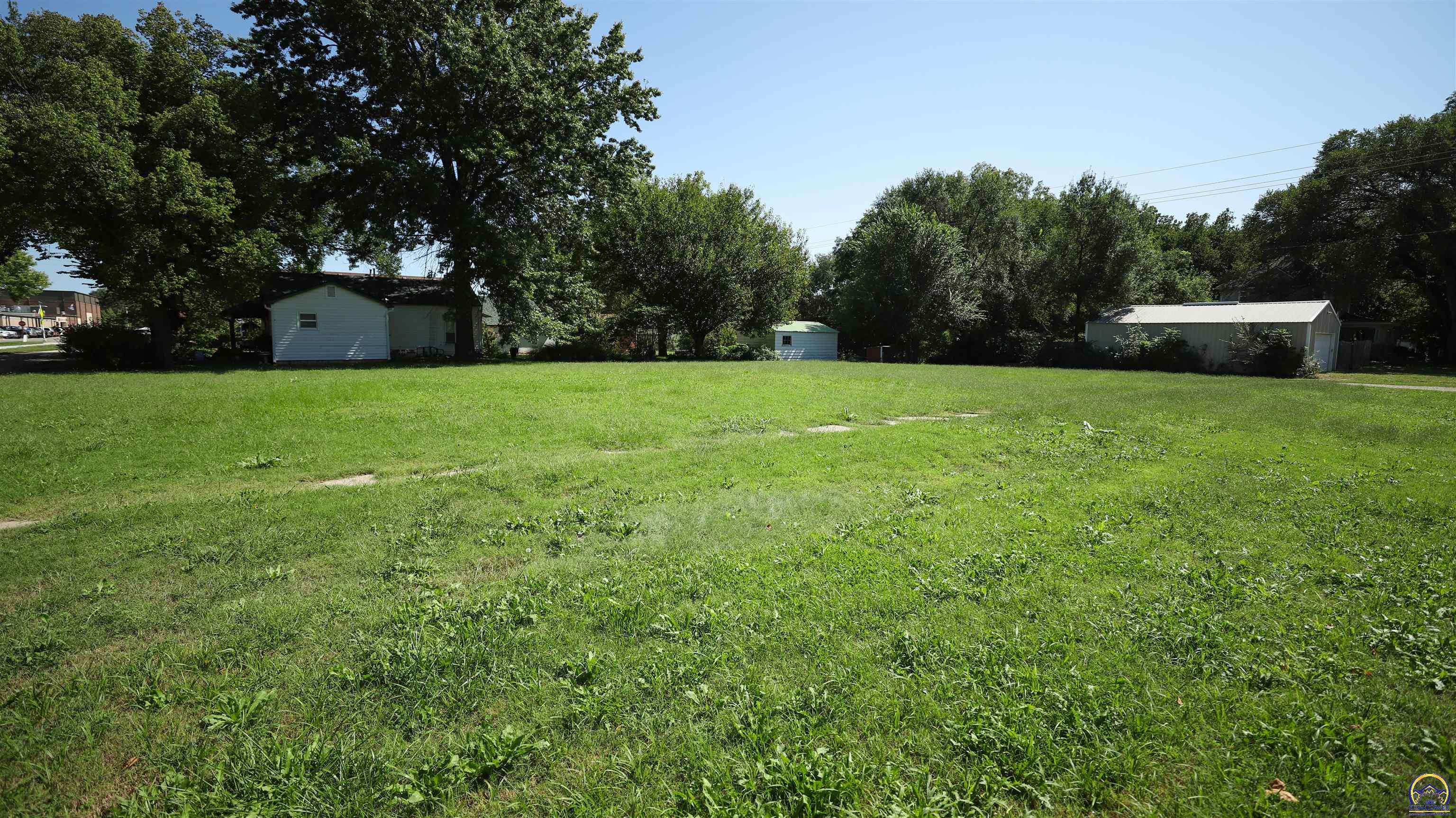 229 Hall Street Council Grove, KS 66846 - Photo 24 of 25