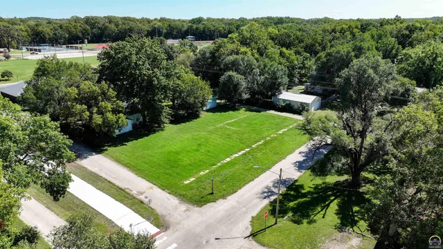 $19,995 | 229 Hall Street, Council Grove, KS 66846