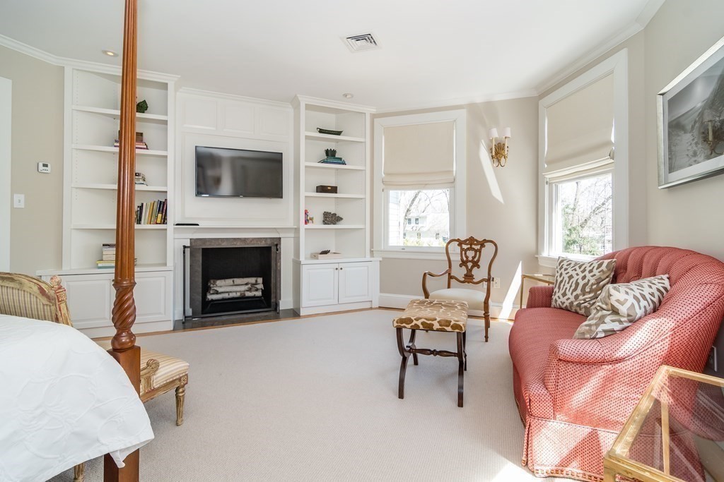 23 Chestnut Street Wellesley, MA 02481 - Photo 13 of 23