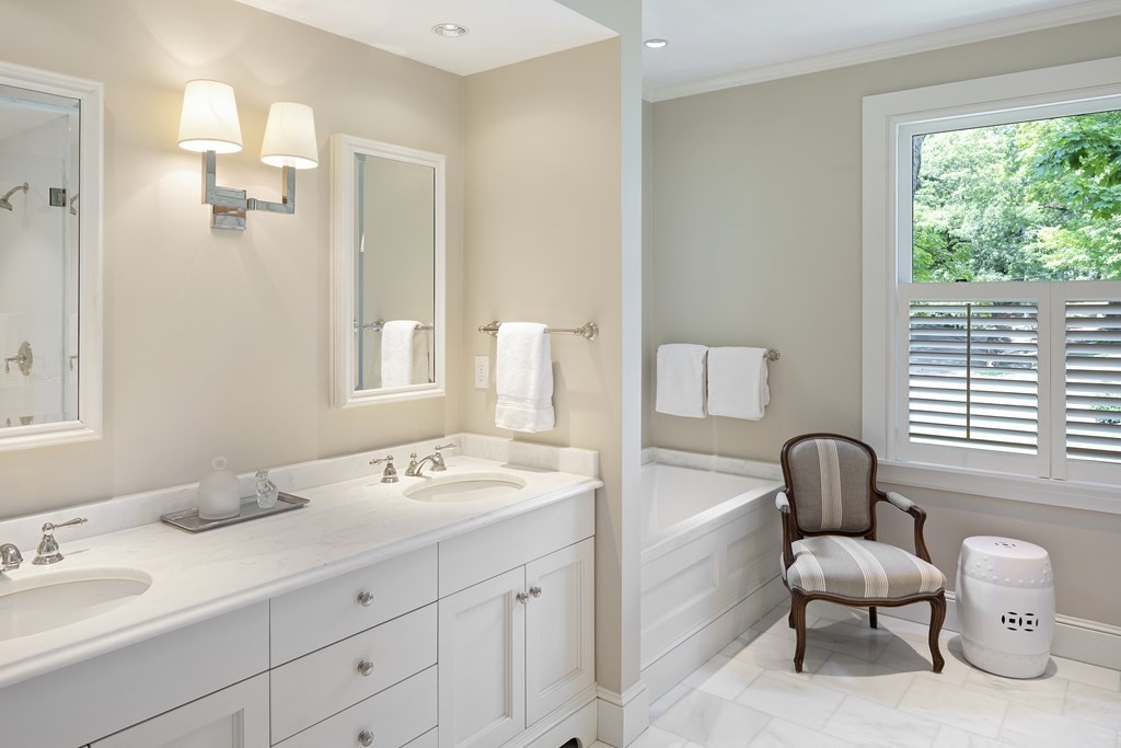 23 Chestnut Street Wellesley, MA 02481 - Photo 14 of 23