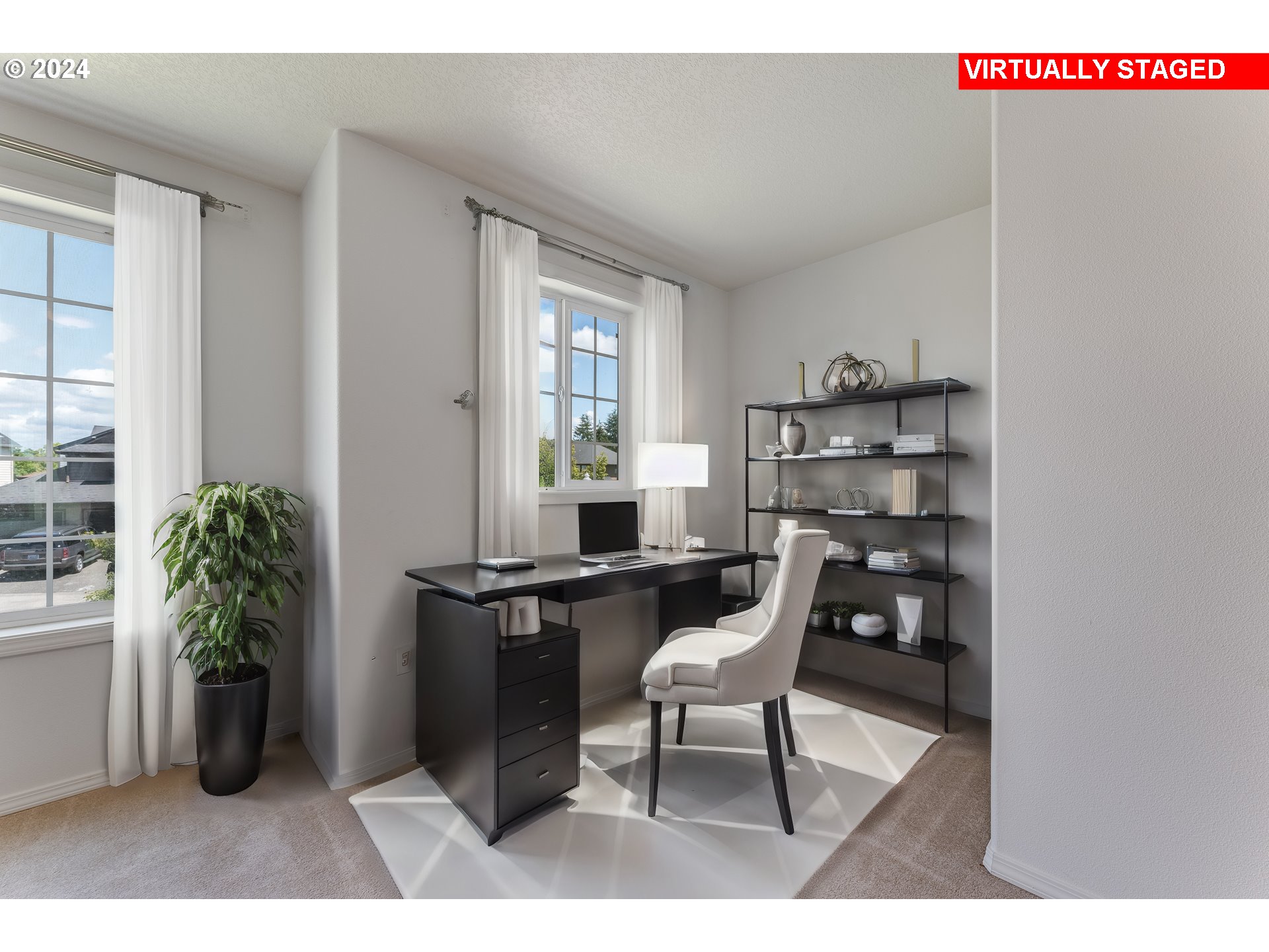 805 Raven Drive Ridgefield, WA 98642 - Photo 18 of 35 a workspace with furniture and window