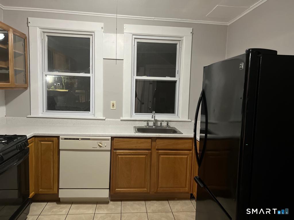 10 Bank Street, Unit 10 Manchester, CT 06040 - Photo 14 of 31