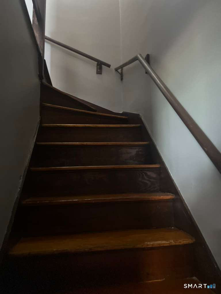 10 Bank Street, Unit 10 Manchester, CT 06040 - Photo 26 of 31