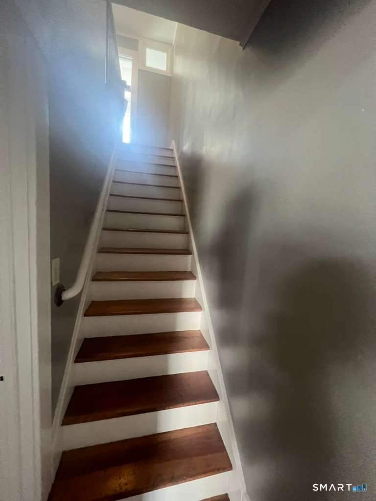 10 Bank Street, Unit 10 Manchester, CT 06040 - Photo 27 of 31