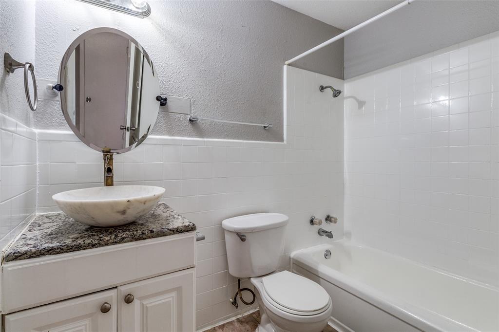 5317 Junius Street, Unit 210 Dallas, TX 75214 - Photo 9 of 17