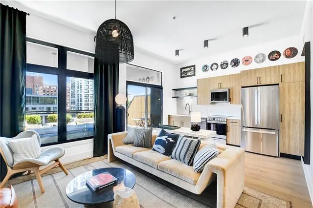 $384,000 | 567 Ponce De Leon Avenue Northeast, Unit 317, Atlanta, GA 30308