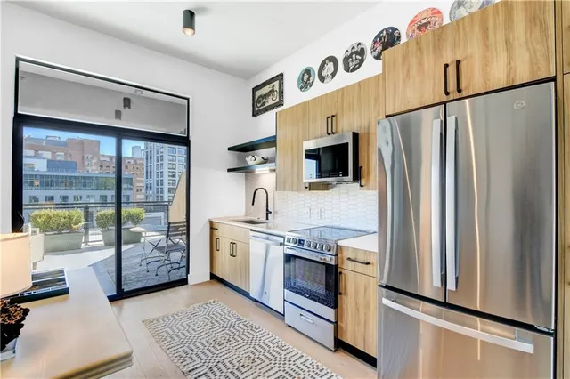 $384,000 | 567 Ponce De Leon Avenue Northeast, Unit 317, Atlanta, GA 30308