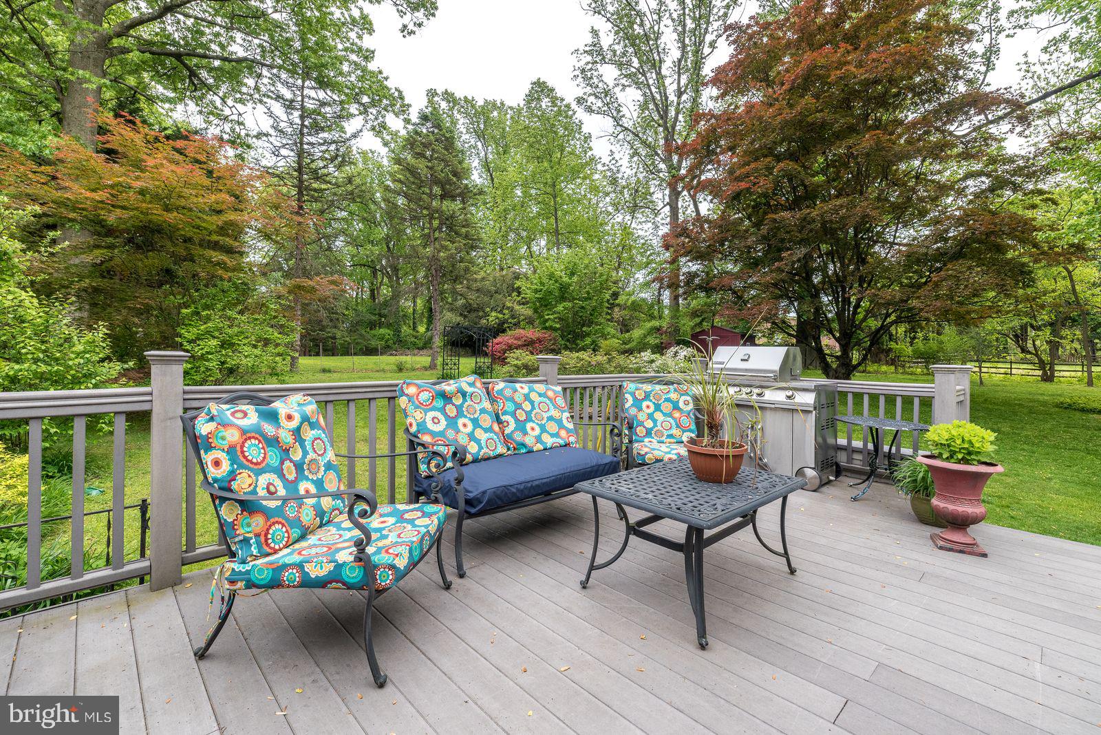 534 Pinney Road Huntingdon Valley, PA 19006 - Photo 22 of 26 a outdoor living with furniture