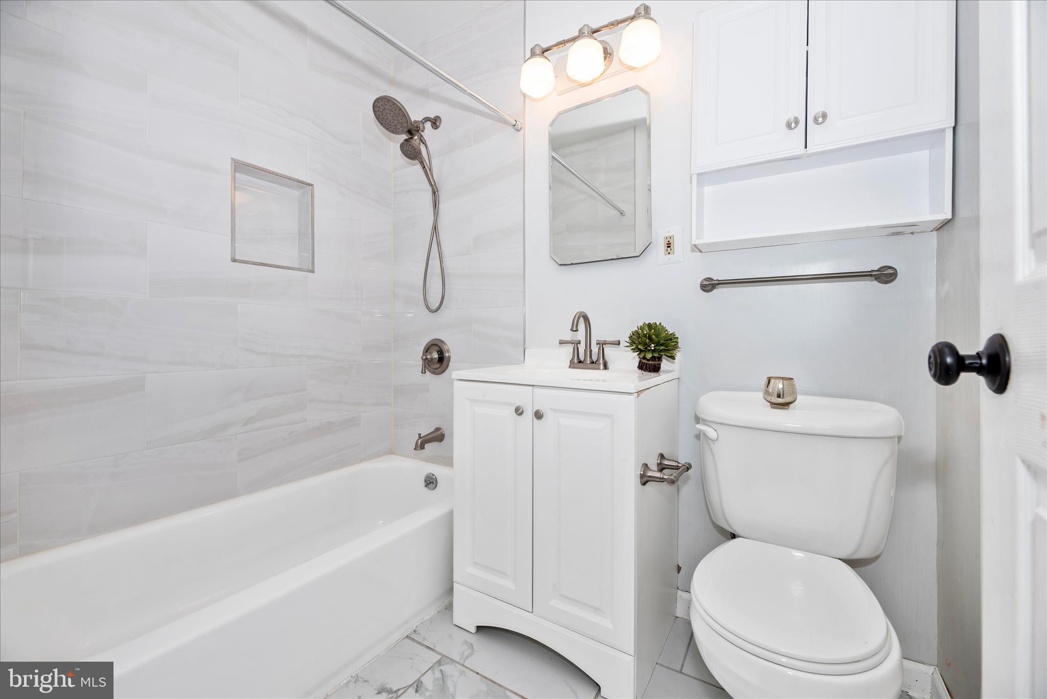 1403 Streaker Road Sykesville, MD 21784 - Photo 40 of 57 Hall Bathroom