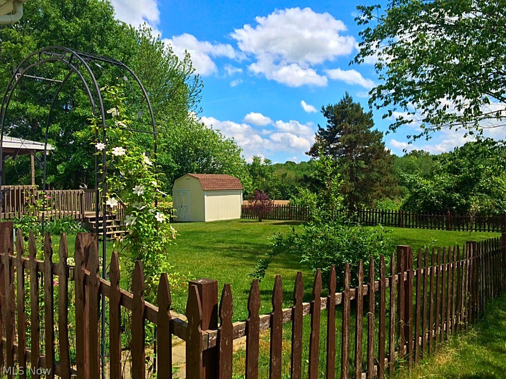 171 Johnson Road Wadsworth, OH 44281 - Photo 11 of 15 Gallery Image 11