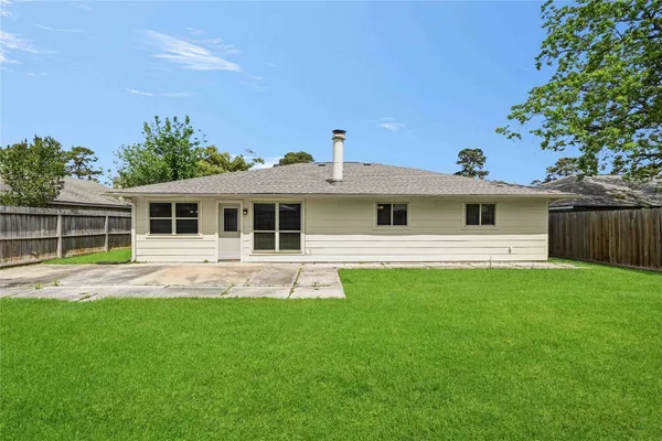 $1,800 | 5522 Bridgegate Drive, Spring, TX 77373