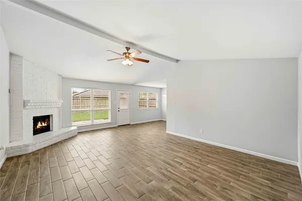 $1,800 | 5522 Bridgegate Drive, Spring, TX 77373