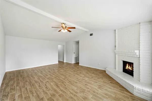 $1,800 | 5522 Bridgegate Drive, Spring, TX 77373