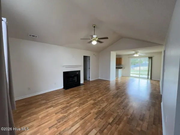 $1,450 | 122 Horse Shoe Bend, Jacksonville, NC 28546