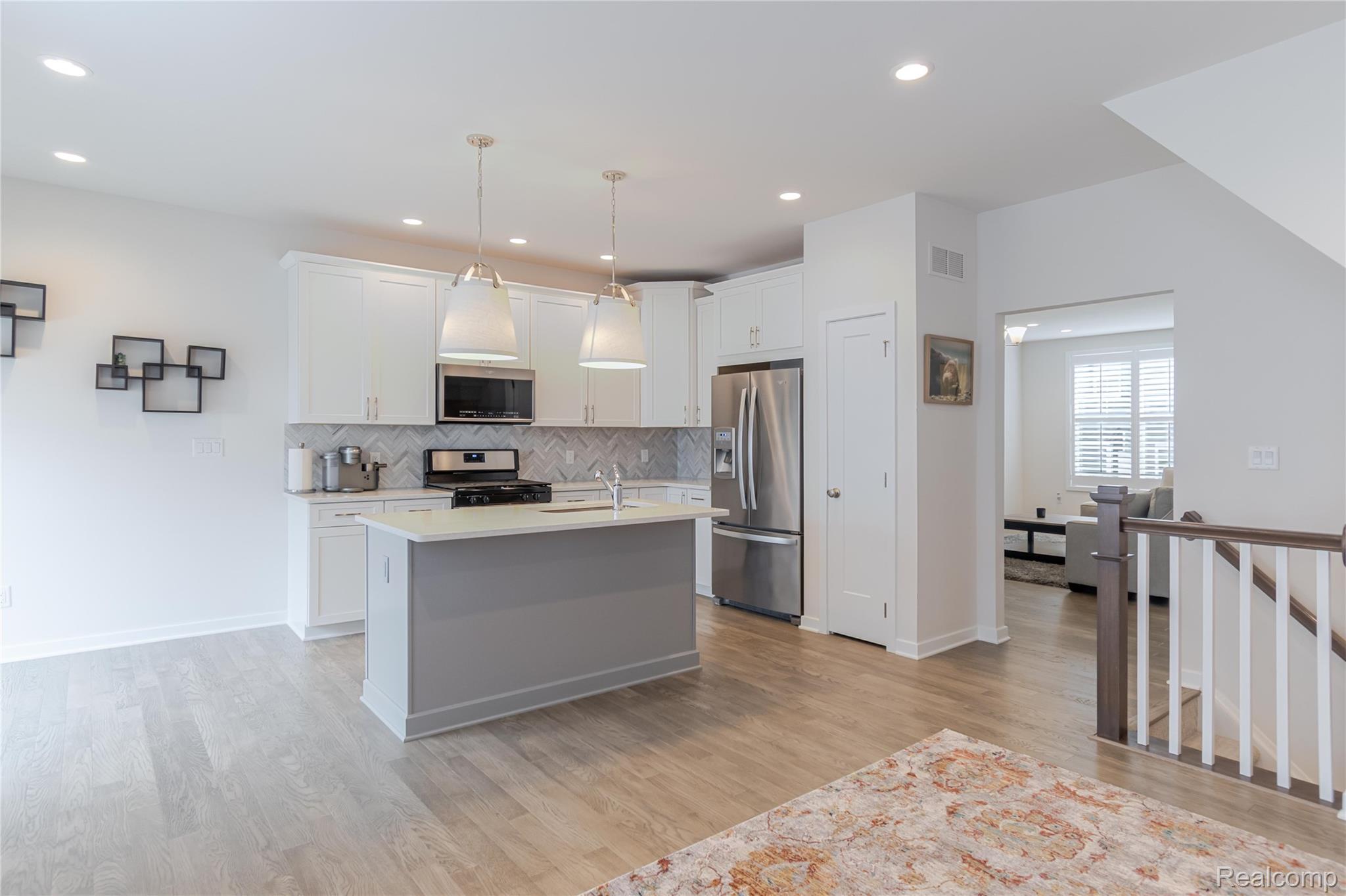 2963 Aughton Road Ann Arbor, MI 48105 - Photo 14 of 46 2963 Aughton-16.jpg