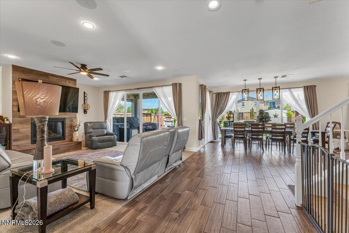 2855 Ethelinda Way Reno, NV 89521 - Photo 7 of 49 07-2855 Ethelinda Way Reno NV 89521 (7 o