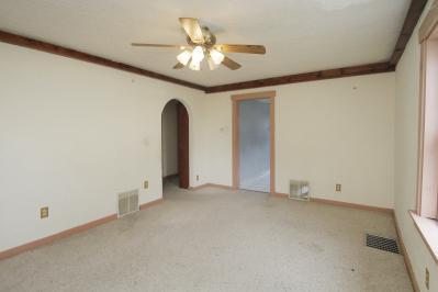 581 Upton Avenue Springfield, MI 49037 - Photo 4 of 15 Additional Photo