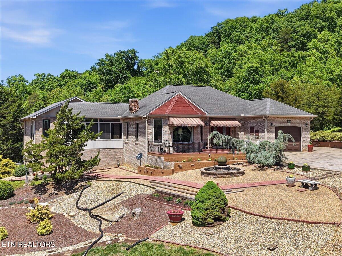 281 Rhondas Way Bean Station, TN 37708 - Photo 2 of 60 02-281_Rhondas_Way_002
