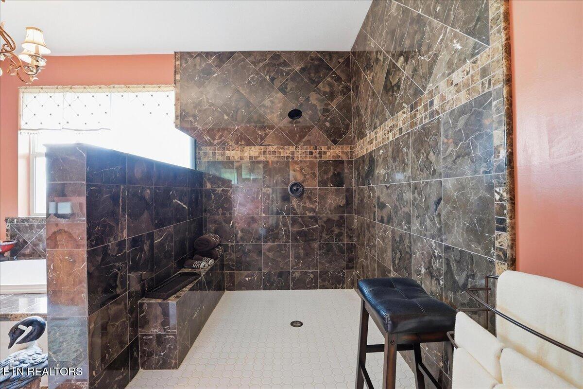 281 Rhondas Way Bean Station, TN 37708 - Photo 28 of 60 47-281_Rhondas_Way_043