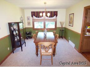801 High Pointe Drive Springfield, IL 62702 - Photo 5 of 9