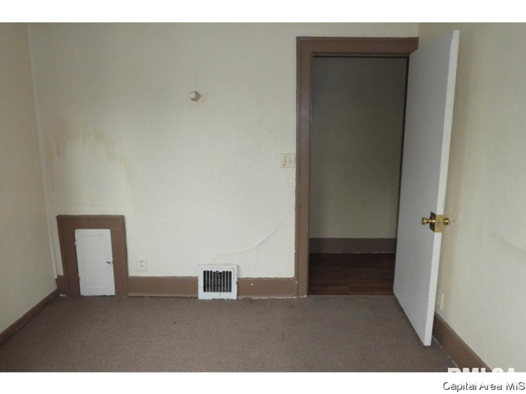 525 Broad Place Springfield, IL 62703 - Photo 12 of 15