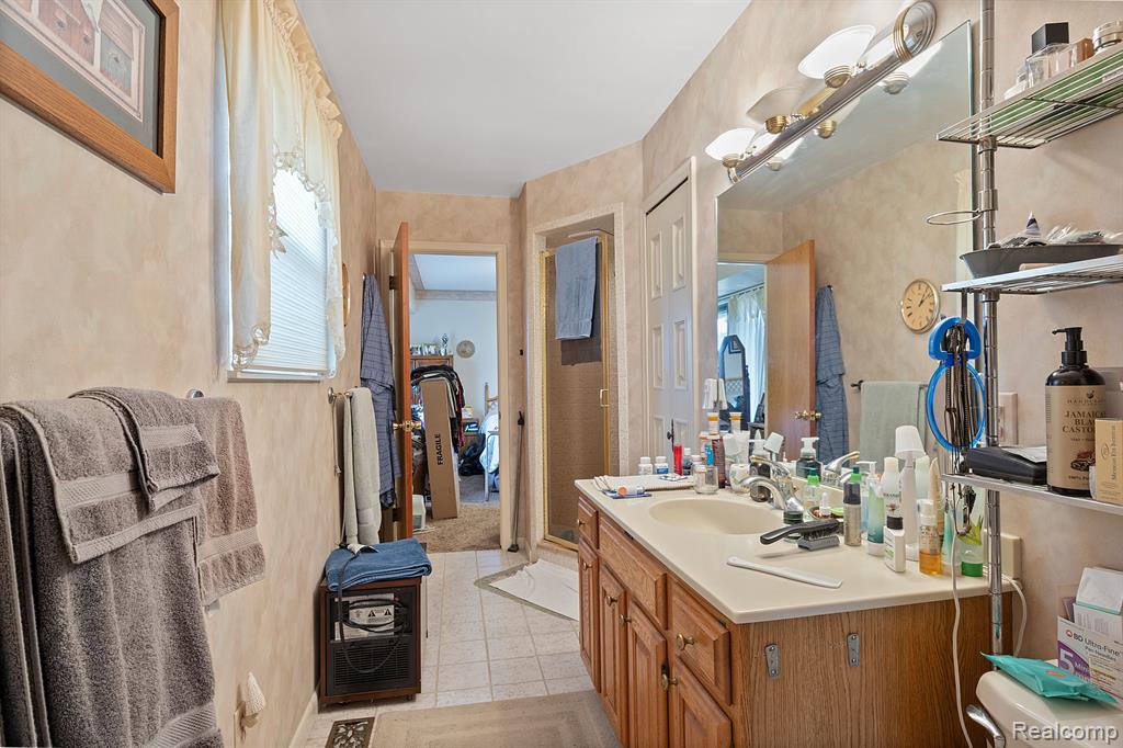 517 East Rolston Road Linden, MI 48451 - Photo 37 of 44