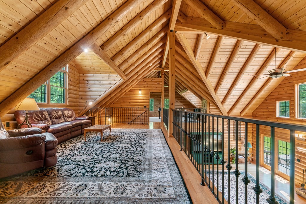 81 Griggs Road Sutton, MA 01590 - Photo 26 of 42