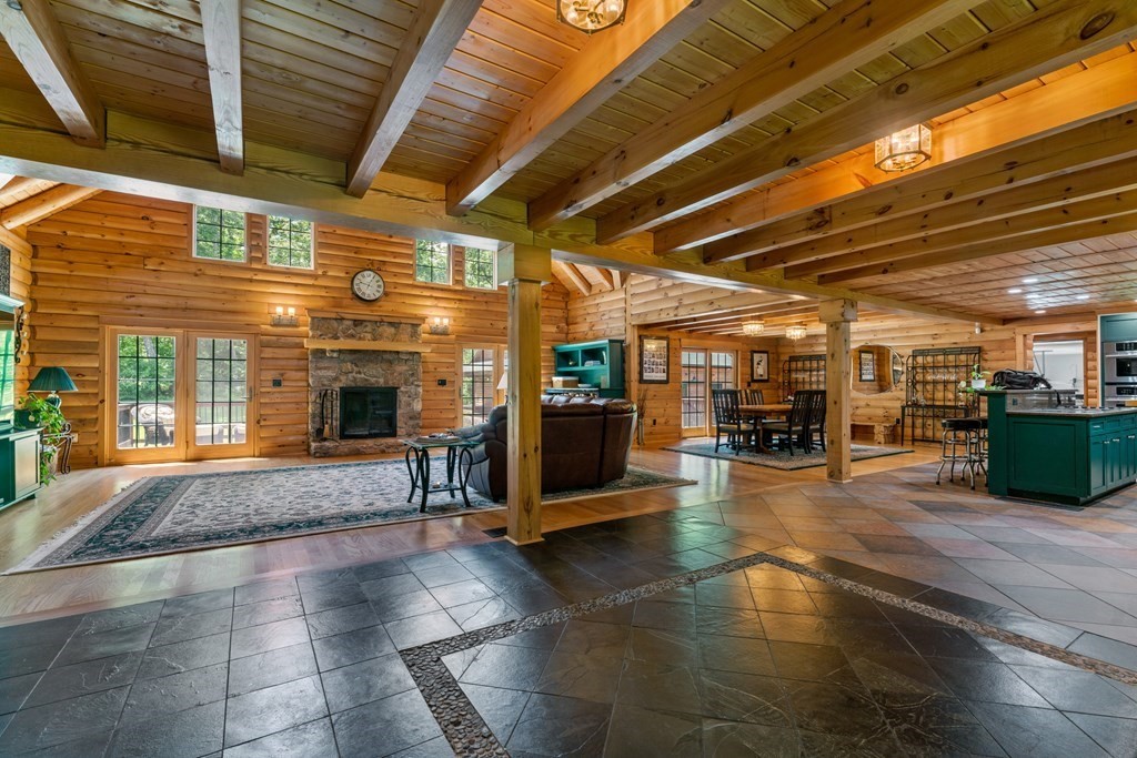 81 Griggs Road Sutton, MA 01590 - Photo 3 of 42