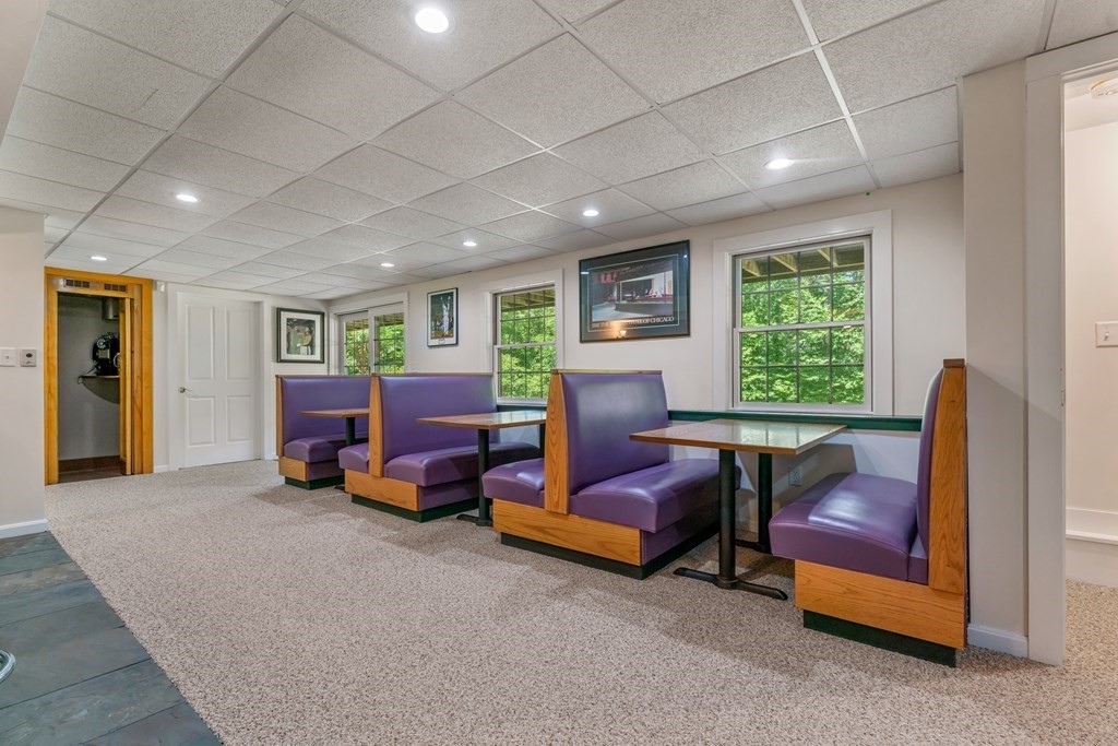 81 Griggs Road Sutton, MA 01590 - Photo 31 of 42