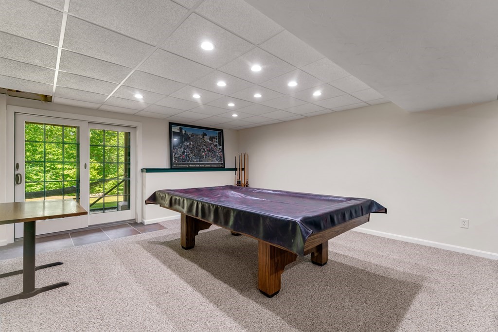 81 Griggs Road Sutton, MA 01590 - Photo 36 of 42