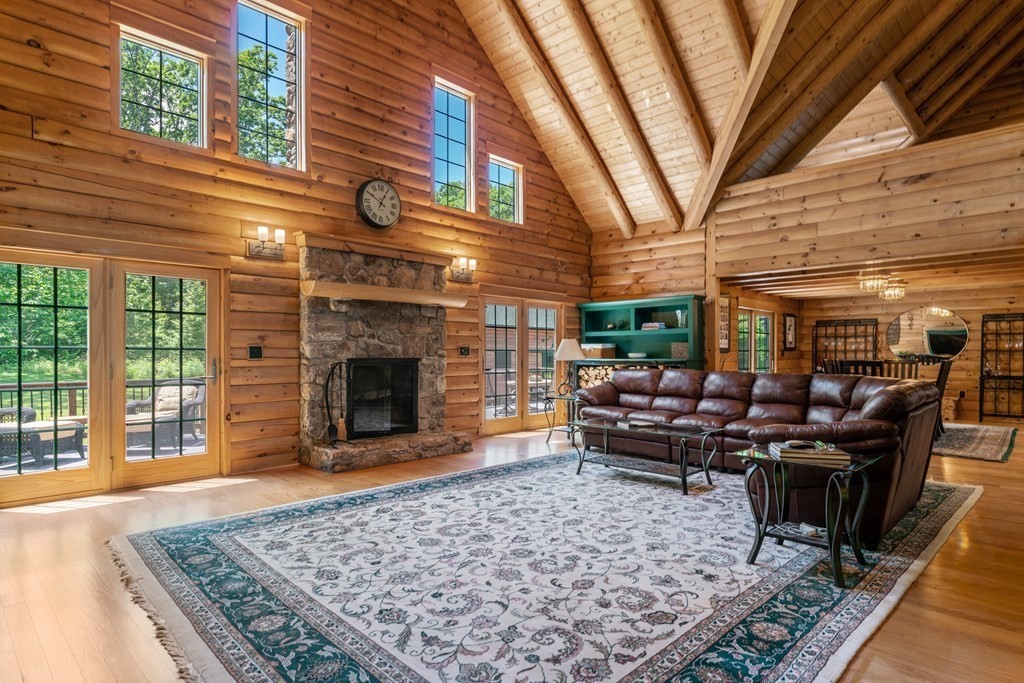 81 Griggs Road Sutton, MA 01590 - Photo 5 of 42