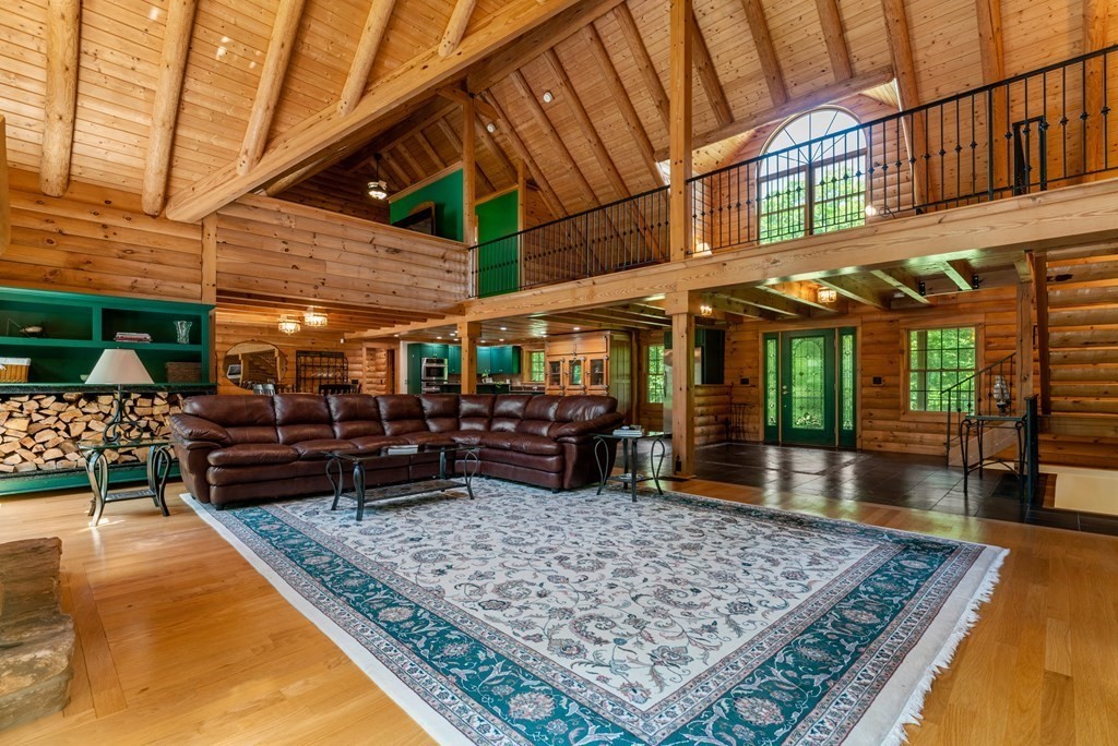 81 Griggs Road Sutton, MA 01590 - Photo 6 of 42