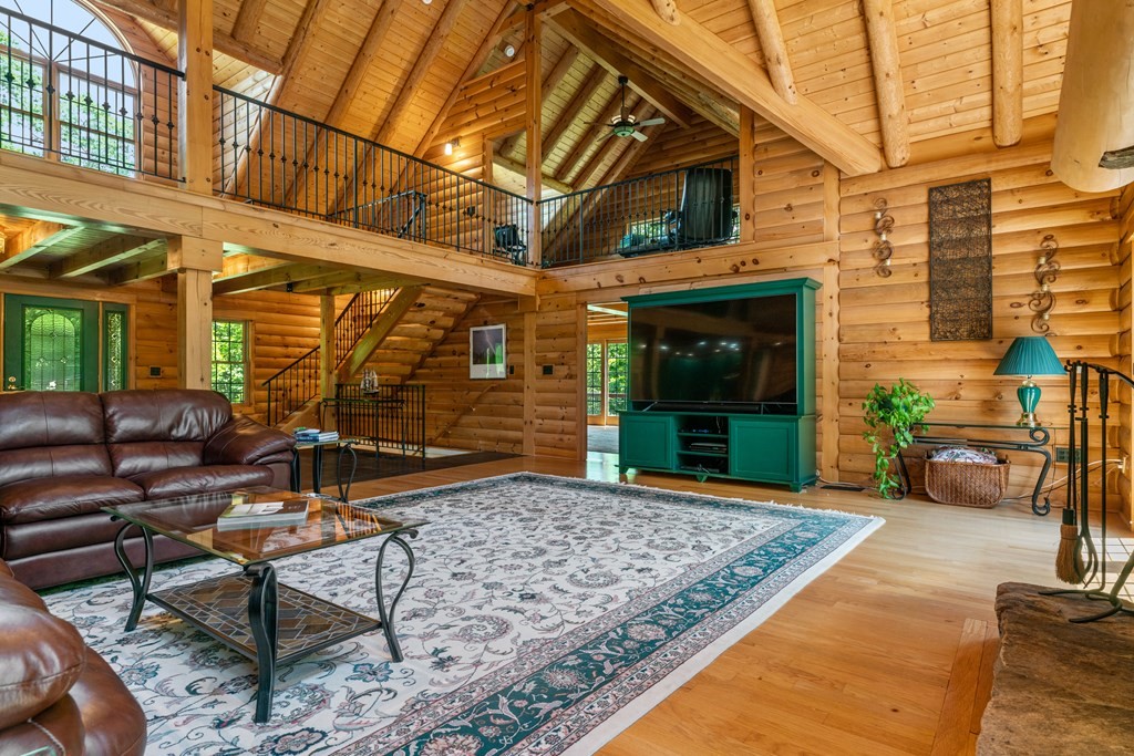 81 Griggs Road Sutton, MA 01590 - Photo 8 of 42
