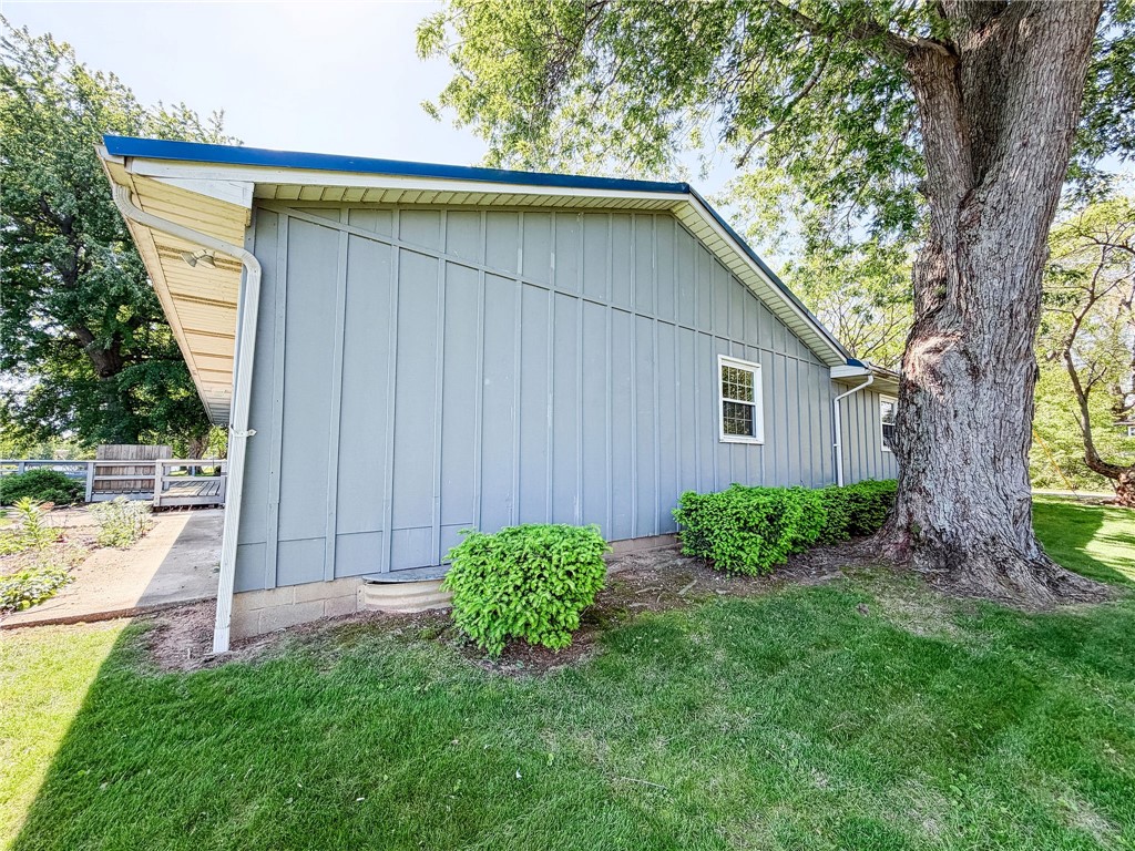 205 Sycamore Road Paris, IL 61944 - Photo 37 of 44
