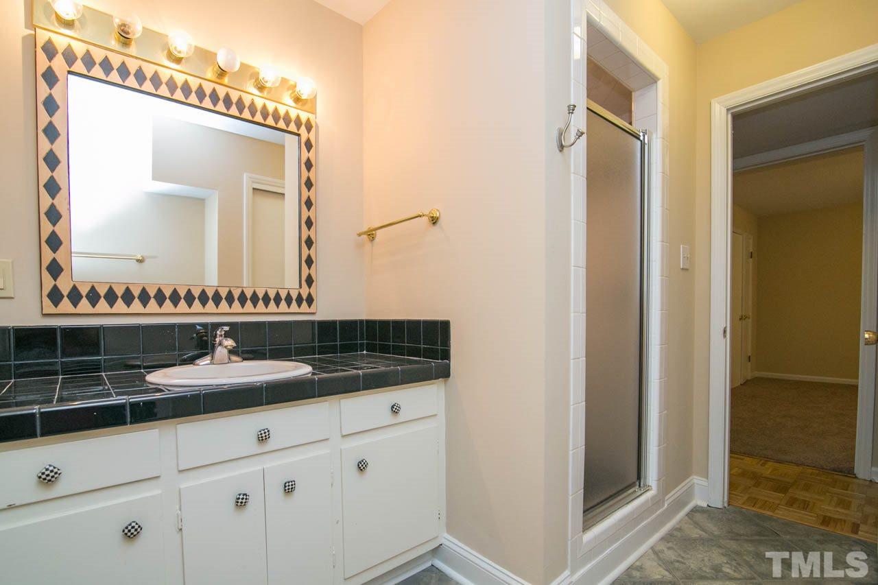 3421 Cromwell Road Durham, NC 27705 - Photo 17 of 23 Gallery Image 17