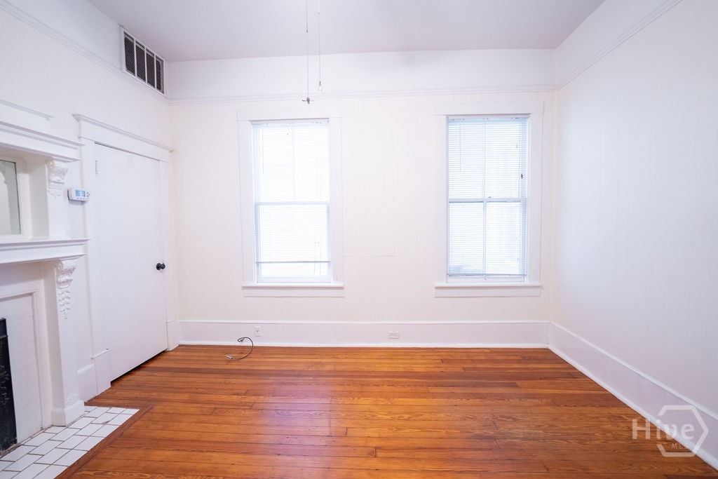 816 Drayton Street, Unit 3B Savannah, GA 31401 - Photo 3 of 20