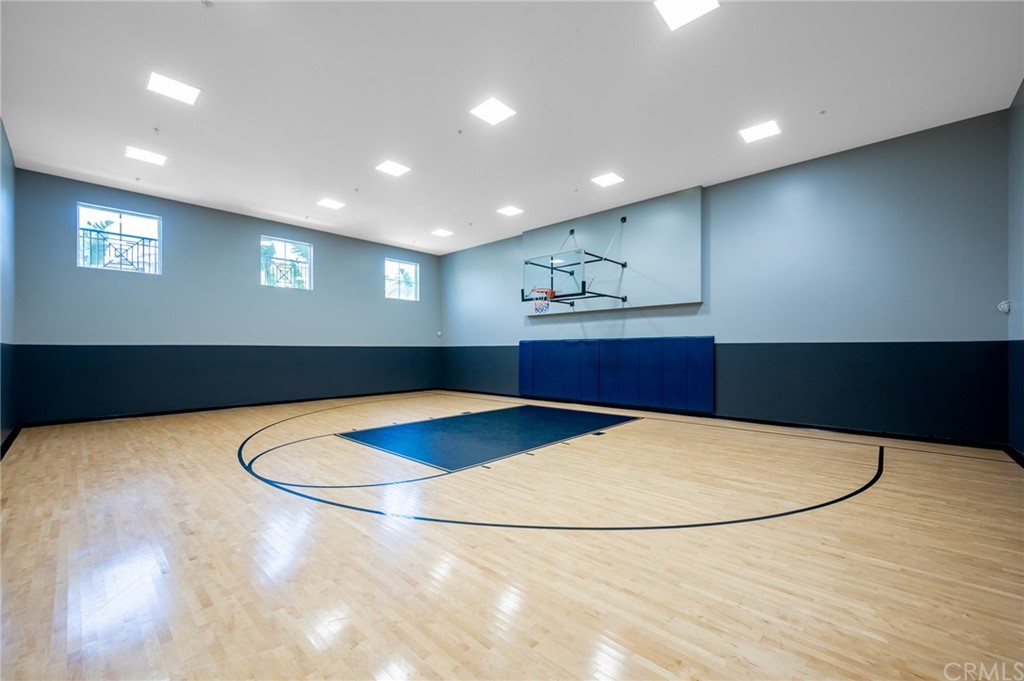 2321 Scholarship Irvine, CA 92612 - Photo 30 of 34 a view of kitchen