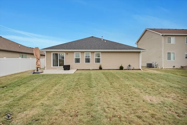 $350,000 | 6092 Stone Mill Drive, Bourbonnais, IL 60914