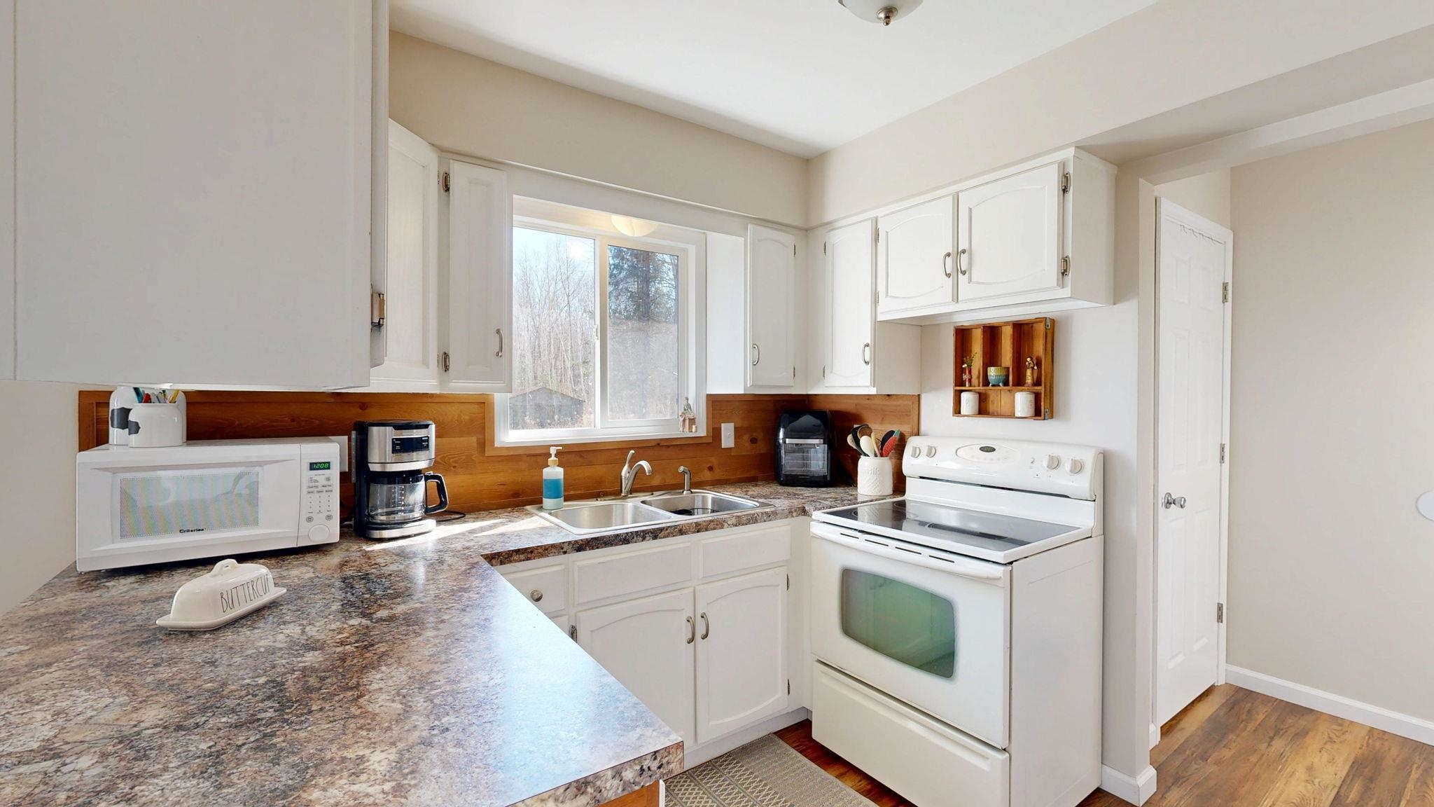 7631 Bray Road Vassar, MI 48768 - Photo 15 of 51