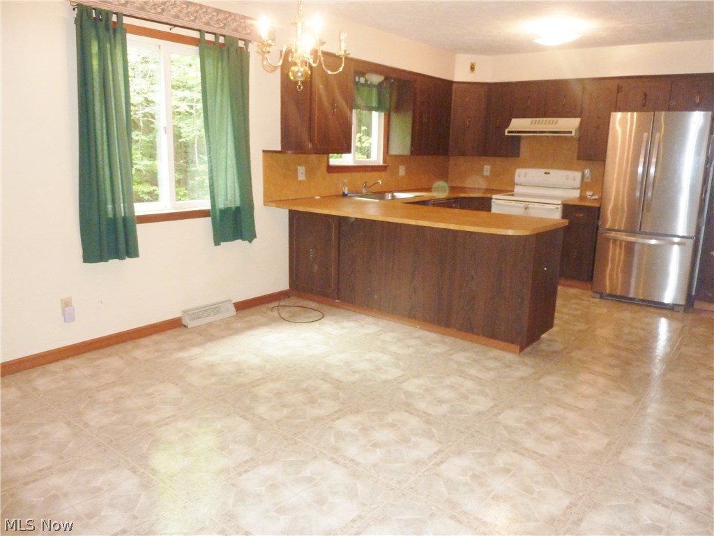 14177 Baker Road Madison, OH 44057 - Photo 3 of 19