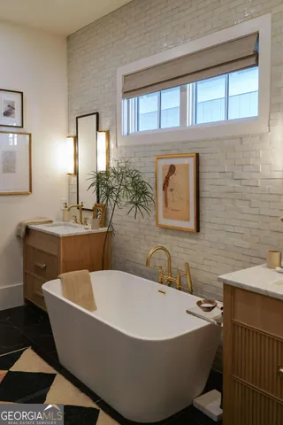 $1,575,000 | 11798 Serenbe Road, Chattahoochee Hills, GA 30268